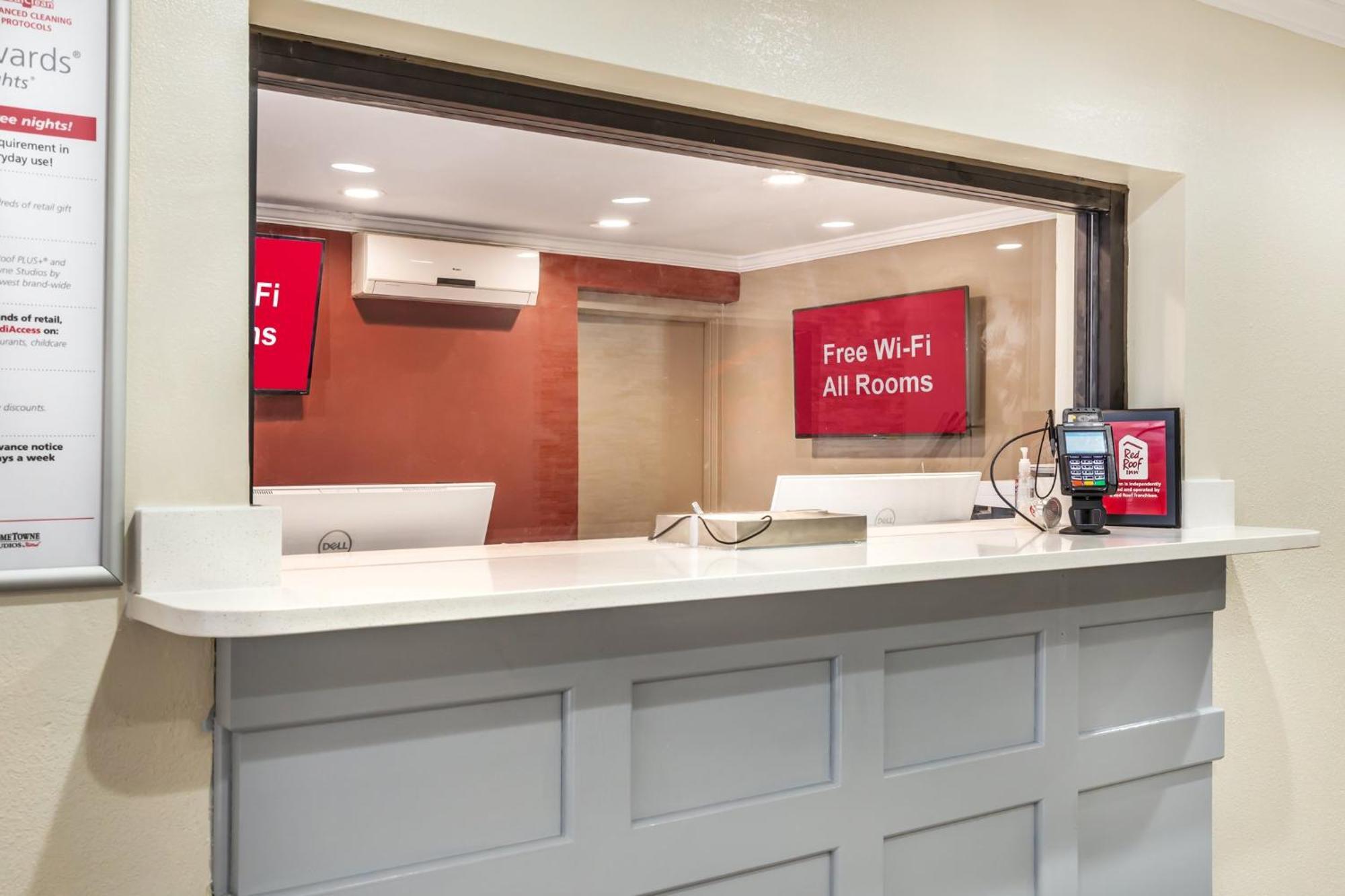 Red Roof Inn Raleigh Northeast - Downtown Extérieur photo
