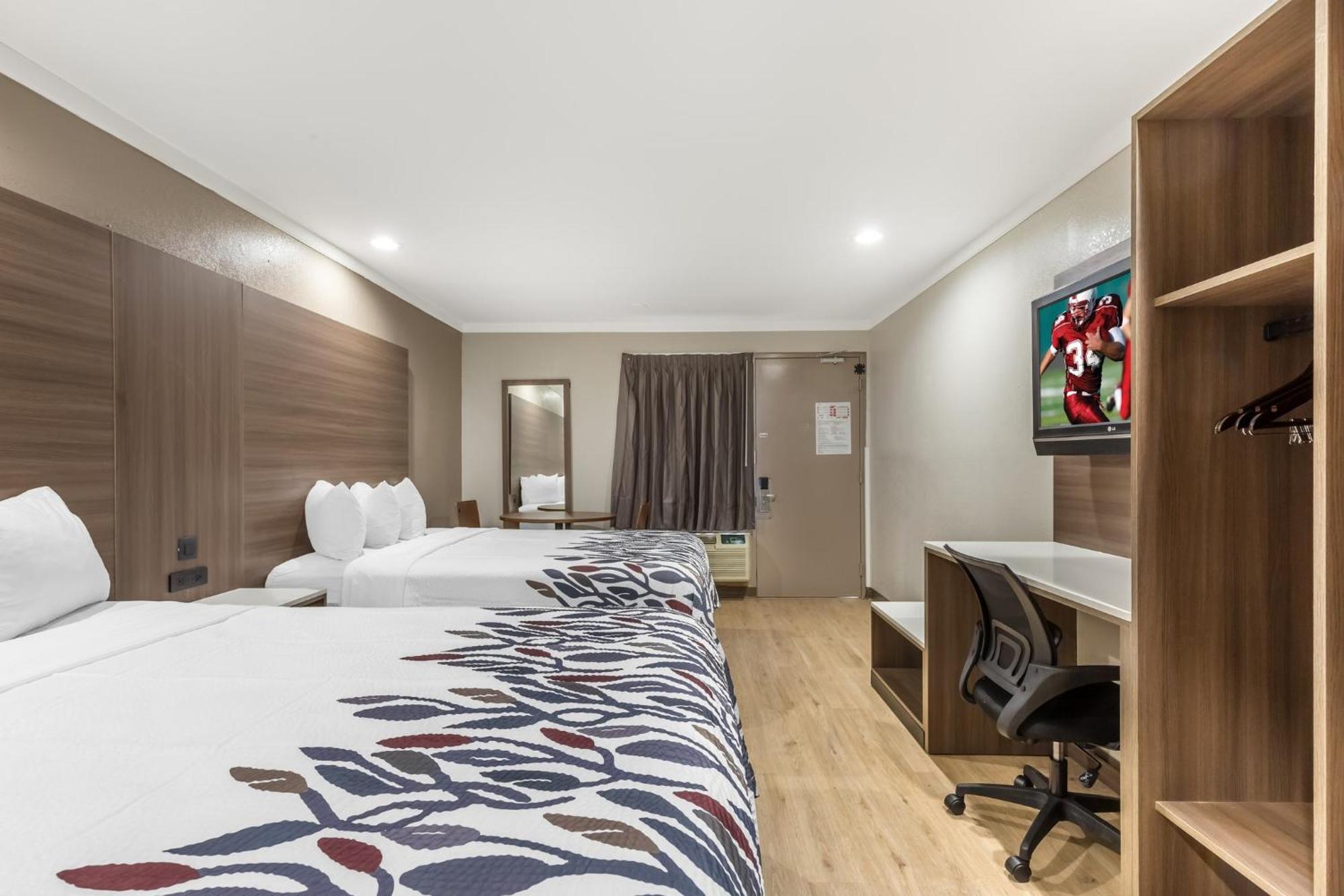 Red Roof Inn Raleigh Northeast - Downtown Extérieur photo