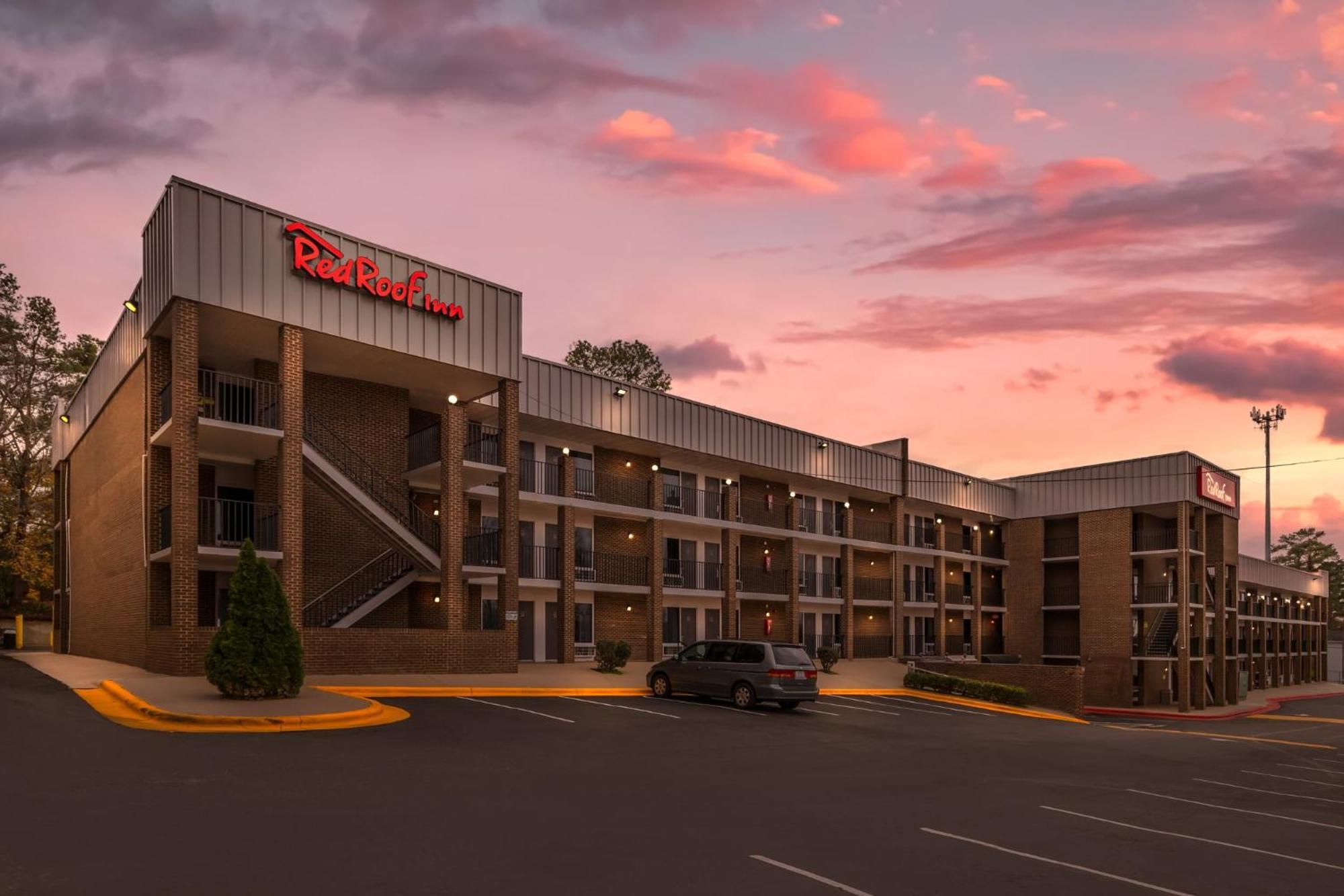 Red Roof Inn Raleigh Northeast - Downtown Extérieur photo